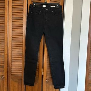 Wonderly mid rise skinny